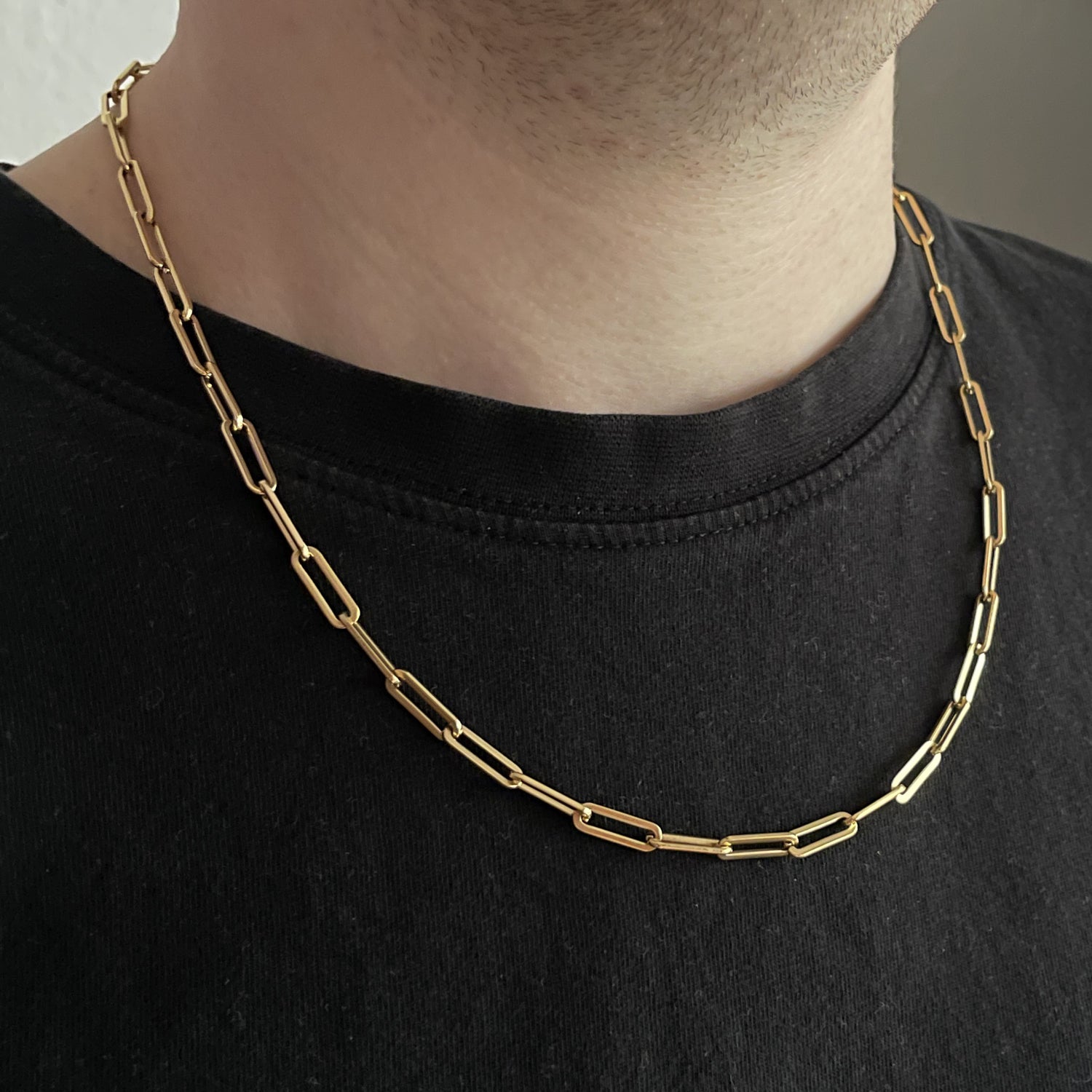 Large link chain necklace gold