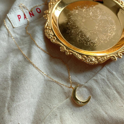 Zierliche Mond Halskette Gold • Kette mit Mondanhänger